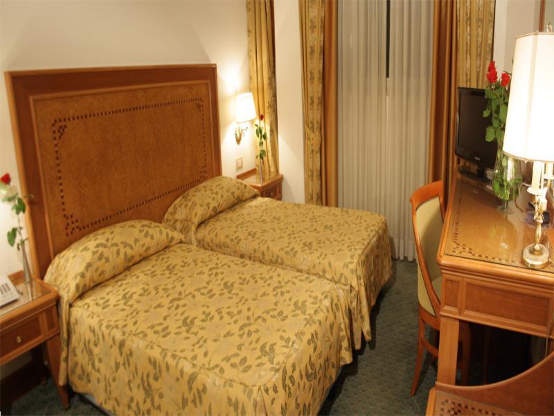 Sunrise Hotel روما المظهر الخارجي الصورة