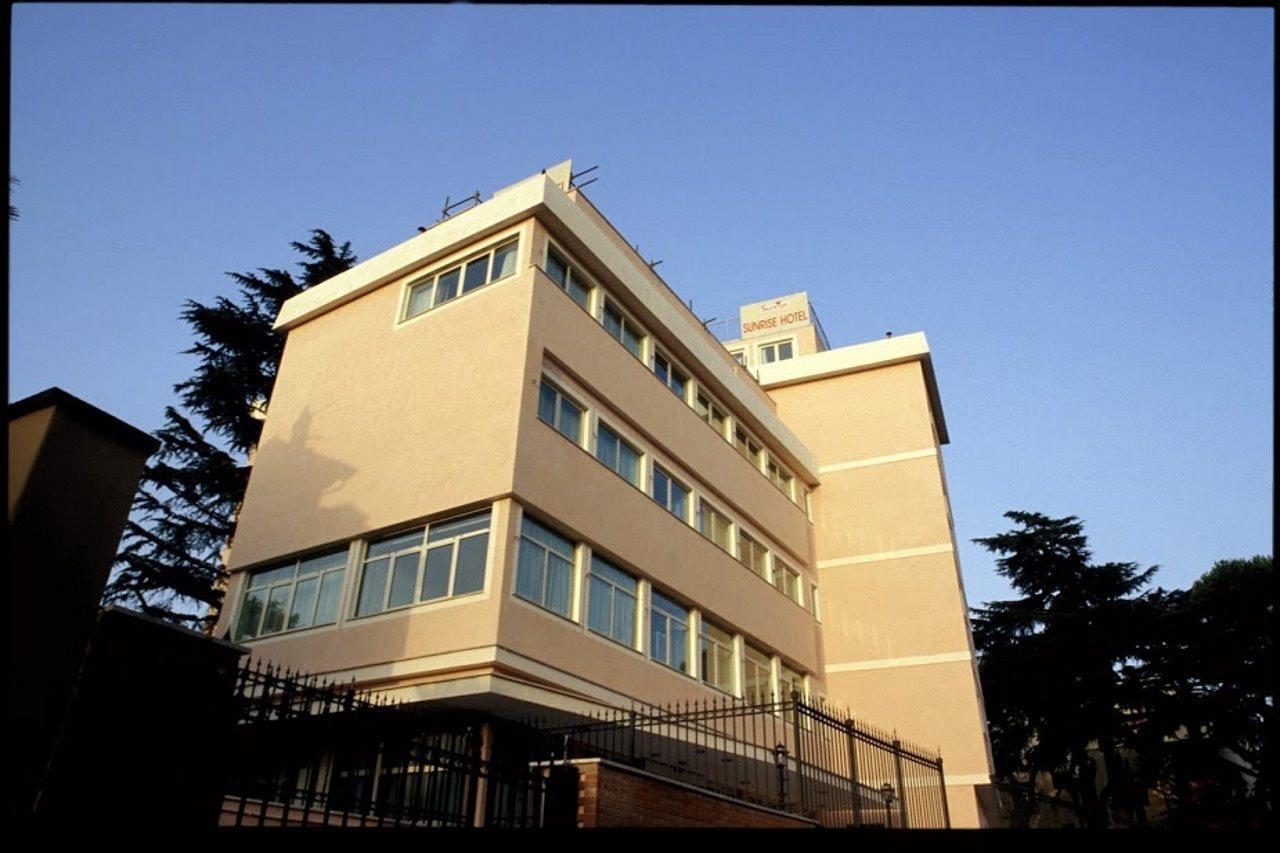 Sunrise Hotel روما المظهر الخارجي الصورة